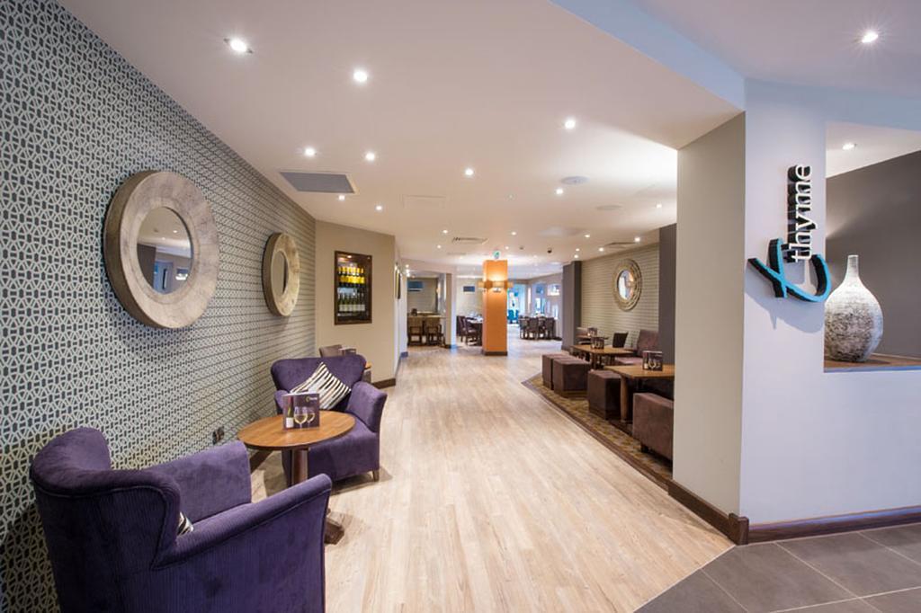 Premier Inn London Brentford Exterior photo